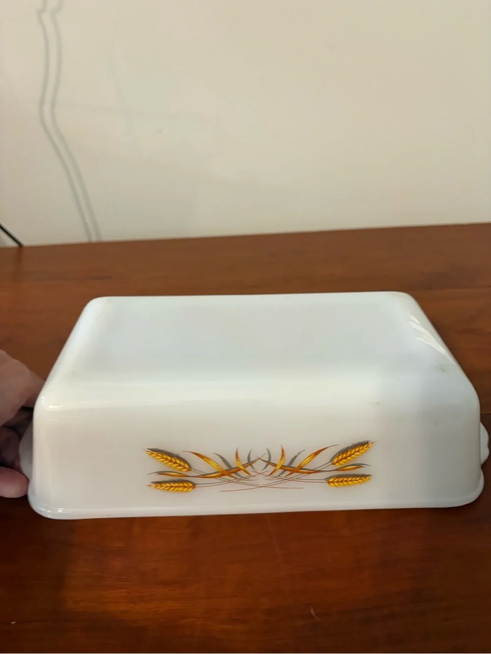 Fire-King Golden Wheat Vintage Milk Glass 10x7 Baking Dish USA
